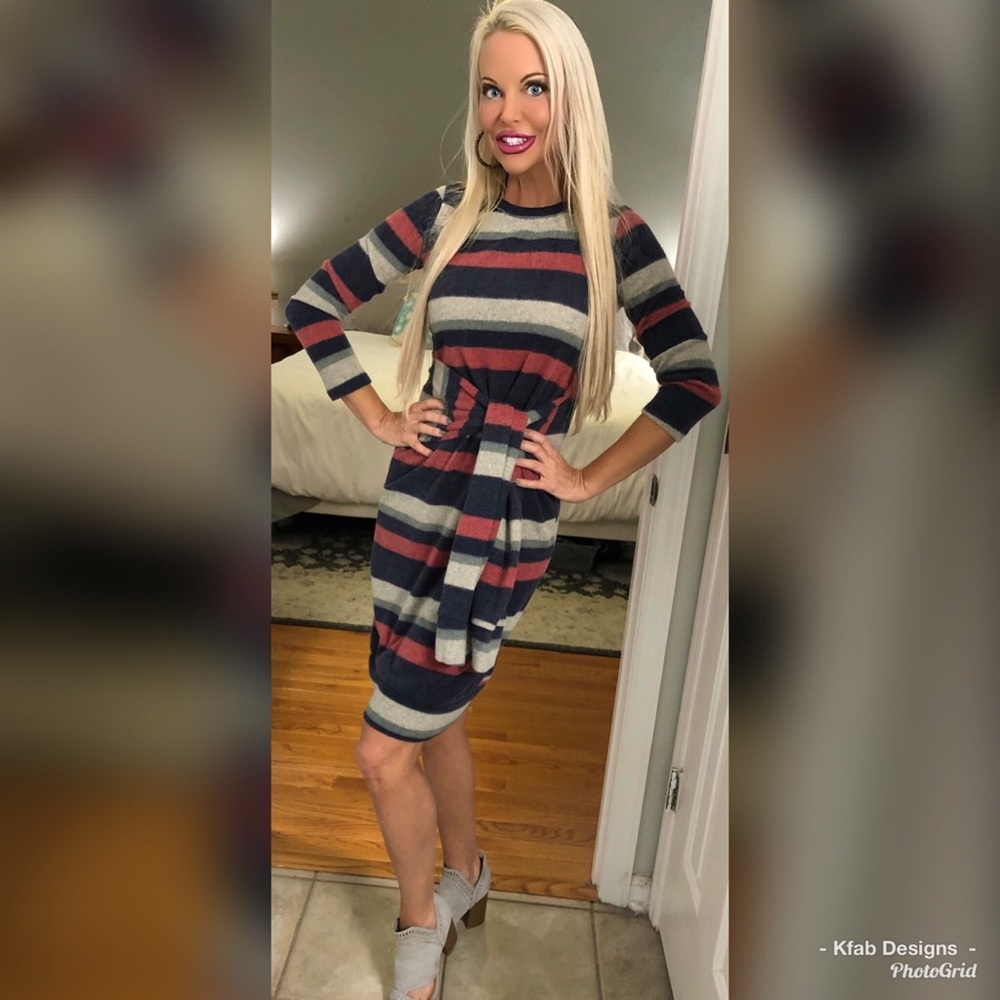 LAST 1! 🛍 Soft Front Tie Striped Dress! - Picture 3 of 4